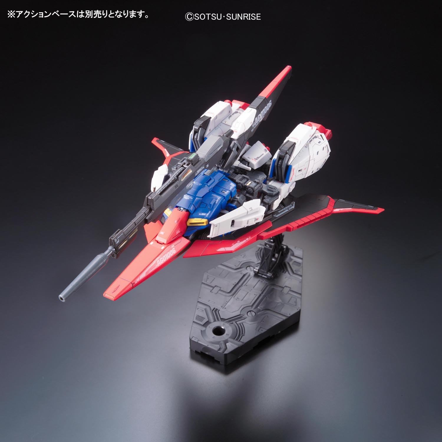 Gundam 1/144 Scale Real Grade KIT Zeta model kit assembled and displayed