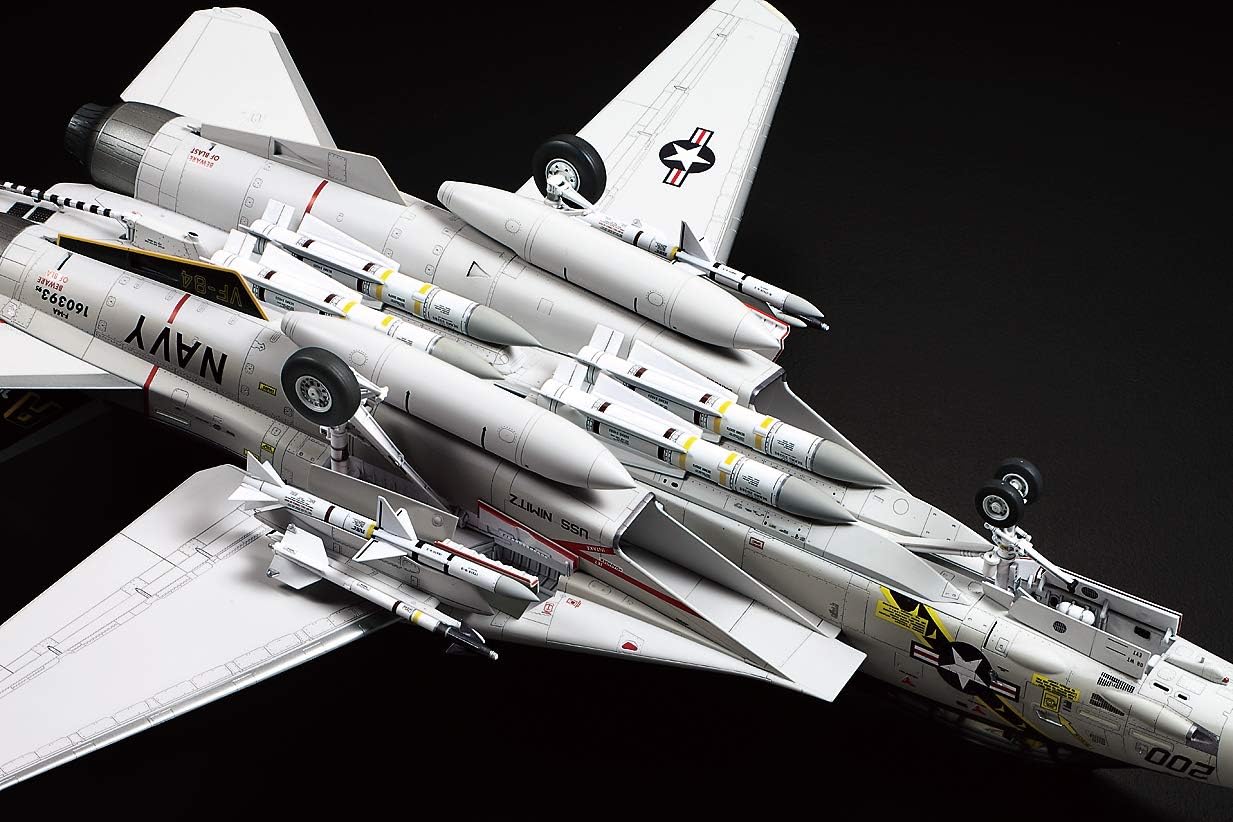 1:48 Tamiya Grumman F-14A Tomcat Model Kit