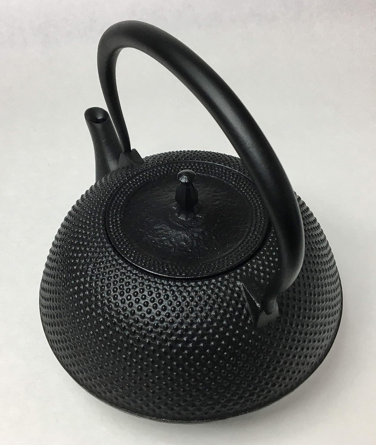 TONAMI store Nambu ironware flat Arale for IH (black) 1.5L 99-11 (Japan import / The package and the manual are written in Japanese)