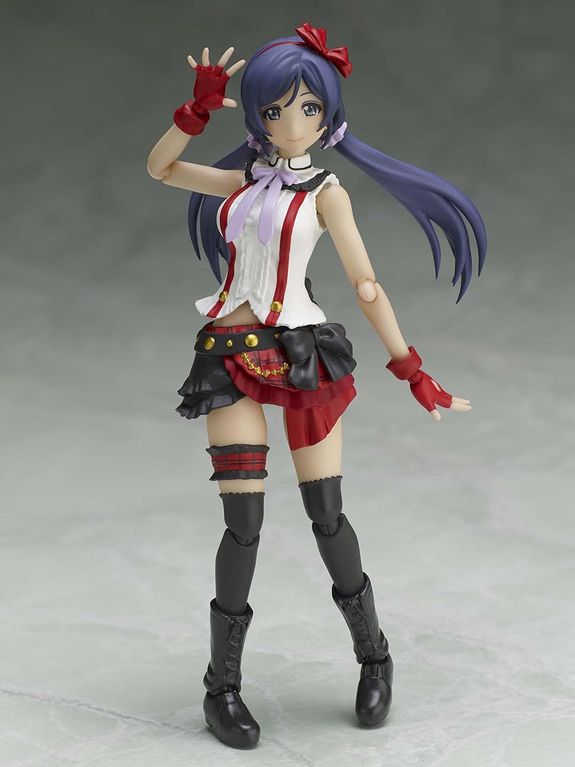 TAMASHII NATIONS Bandai S.H. Figuarts Nozomi Toujou Love Live! Figure