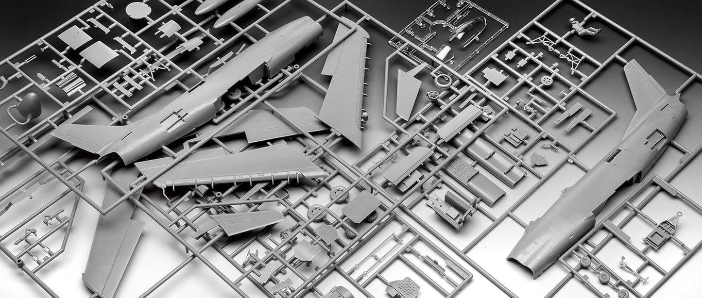 Revell 03832 F-86D Dog Sabre 1:48 Scale Unbuilt/Unpainted Plastic Model Kit