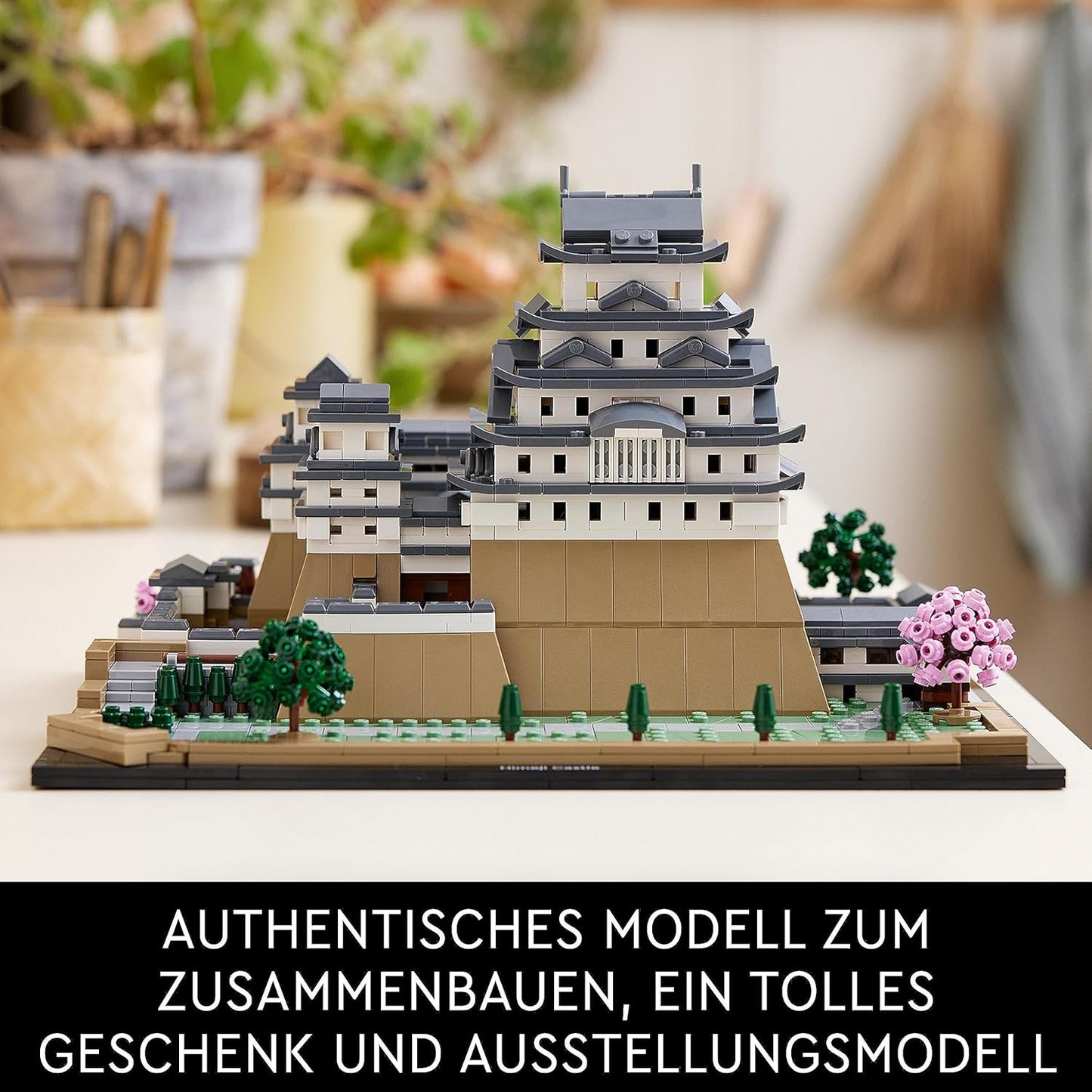 LEGO 21060 Architecture Himeji Castle, Adult Block Set to Build Castle Model, Gift Idea for Architect and Japanese Culture Fan, Includes Cherry Trees to Build