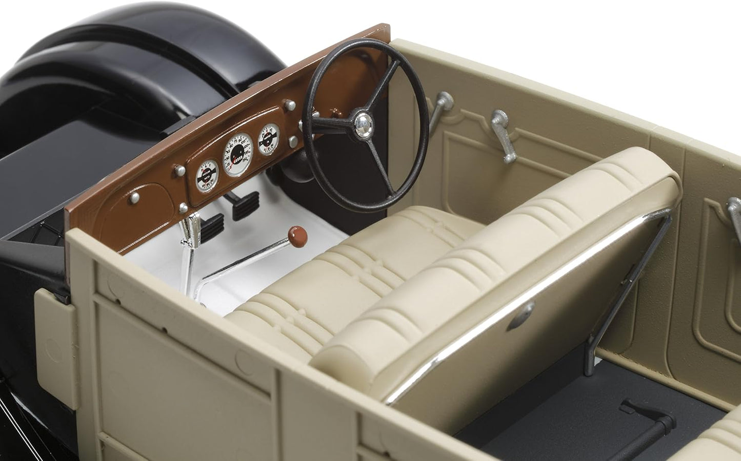 Tamiya Models Toyoda Luxurious Model AA Sports Car Series Kit (1/24 Scale)