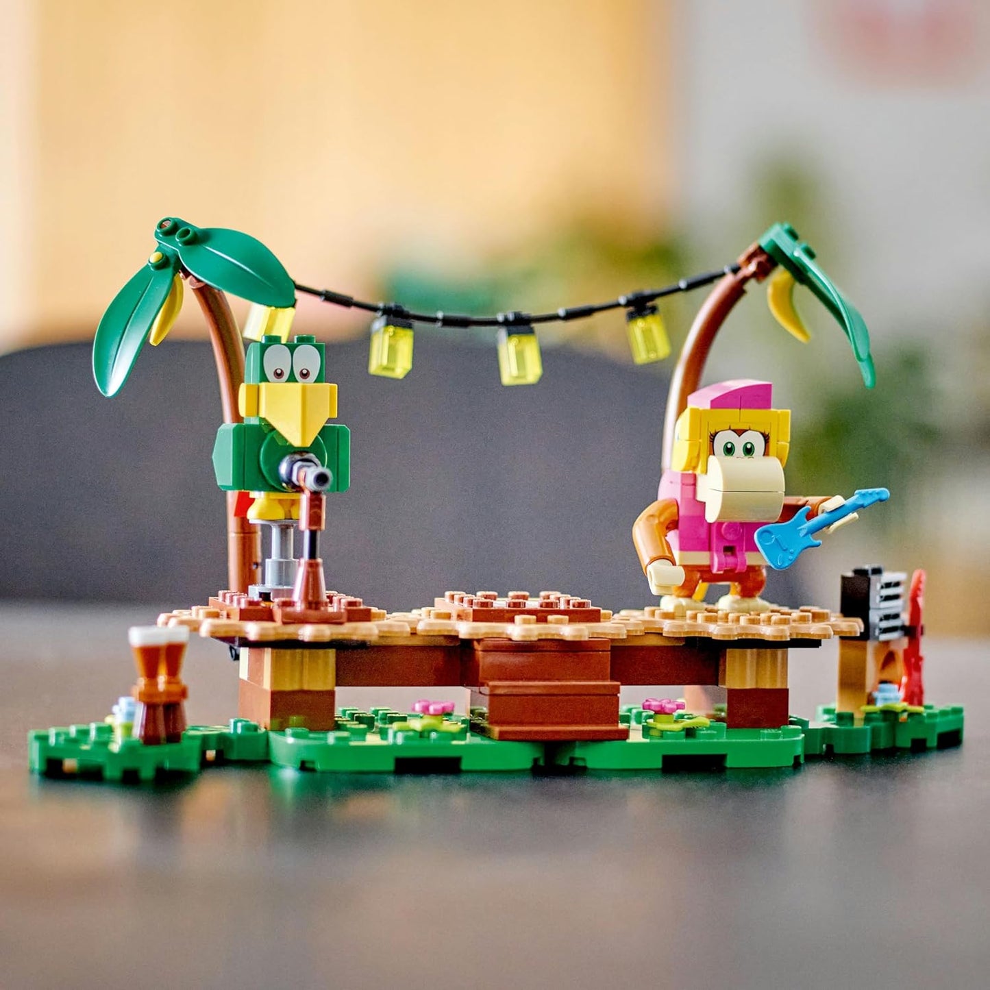 LEGO 71421 Super Mario Expansion Set: Jalleo in the Jungle with Dixie Kong with Dixie Kong Figures and Squawks the Parrot, Construction Toy to Combine with Starter Pack