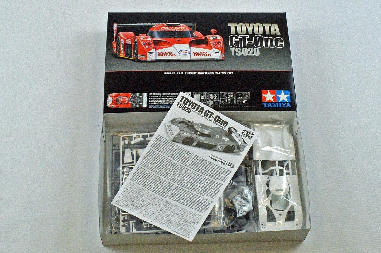 Tamiya 300024222-1:24 Toyota GT-One TS-020 Lemans ??99