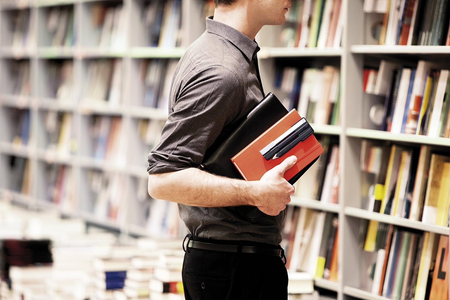 Moleskine QP060 Classic Notebook – Large Hardcover, Black, Horizontal Rule