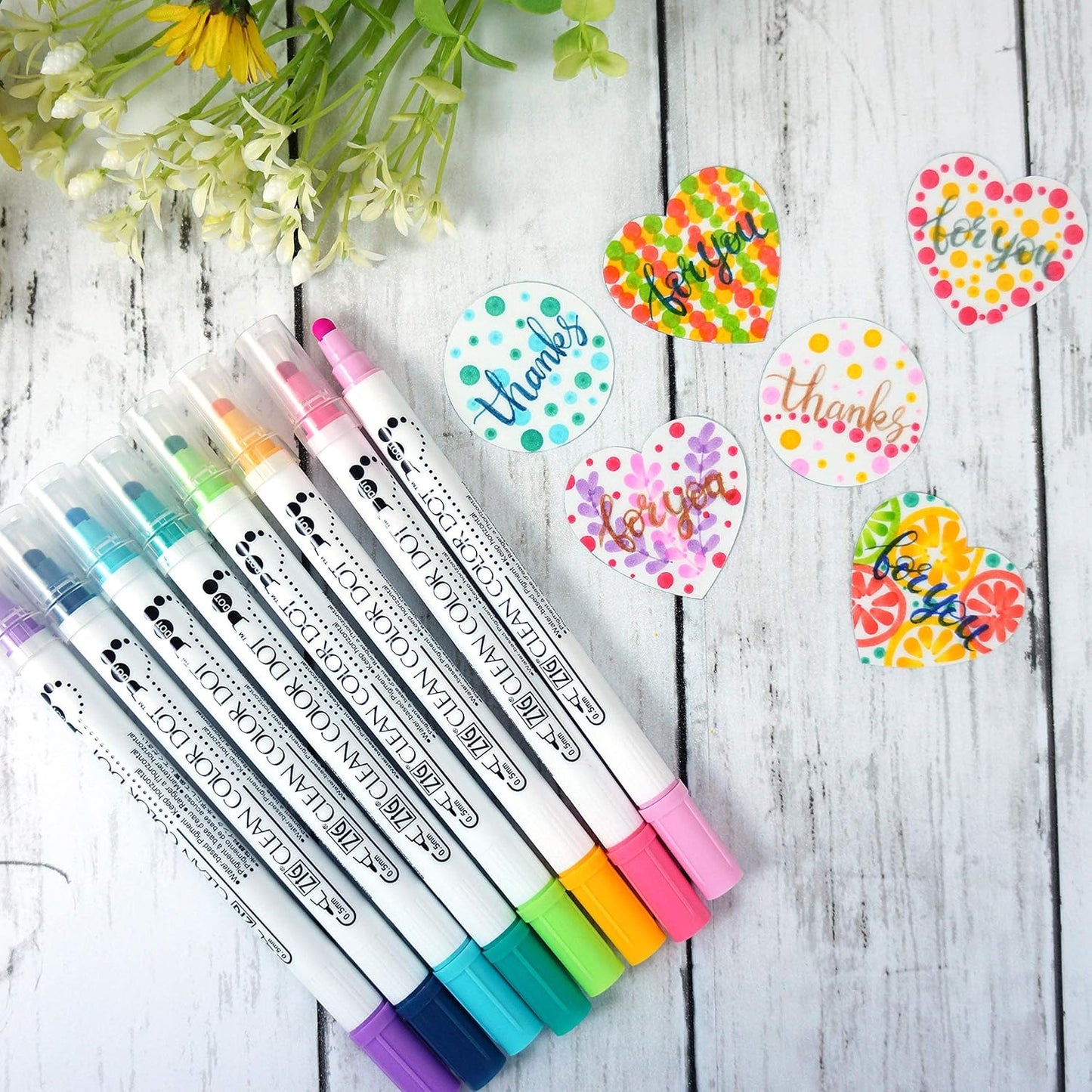 Kuretake Zig Clean Color Dot Pens Water Based Marker, 12 Colors Set (TC-6100/12V)