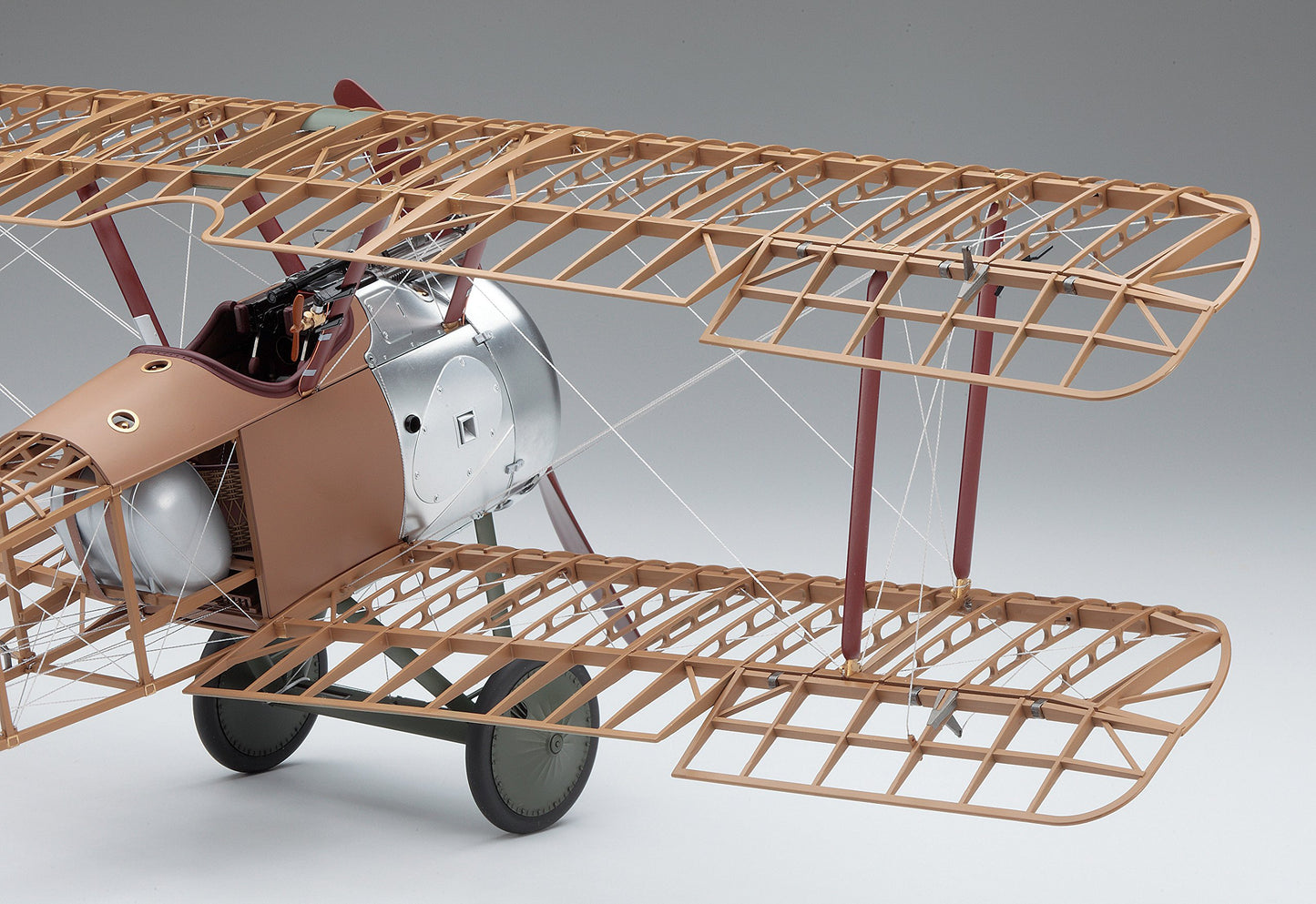 Hasegawa 1/16 Royal Air Force Sopwith Camel F.1 Plastic Model MU01