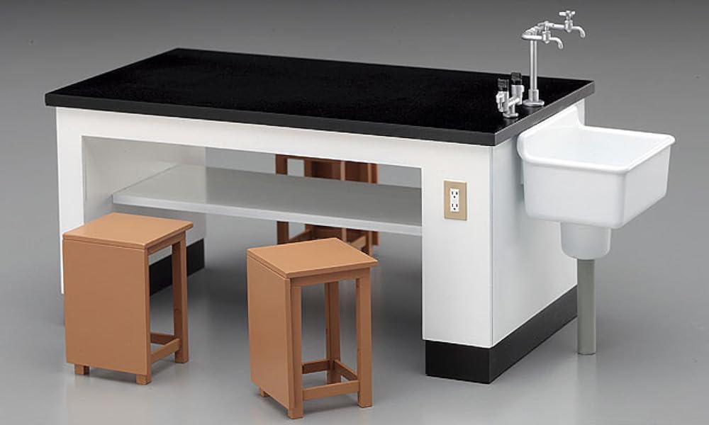 Hasegawa FA04 1/12 Figure Accessory Series, Science Room Desk and Chair, Plastic Model