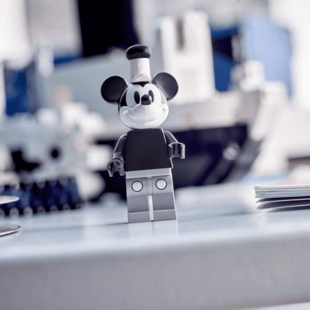LEGO Mini Steamboat Willie GWP Exclusive (40659, 424pcs)