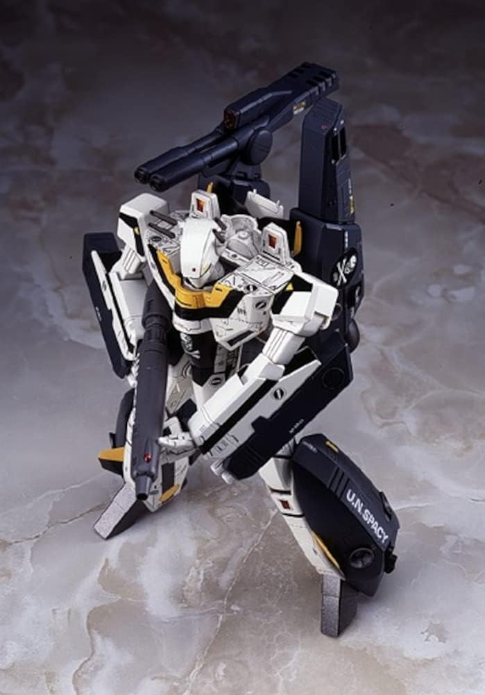 Macross 1/72 Scale VF-1S Strike Battroid Valkyrie Construction Kit by Hasegawa