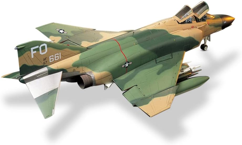 Tamiya 60305 1/32 Mcdonnell F-4 C/D Phantom II Plastic Model Airplane Kit