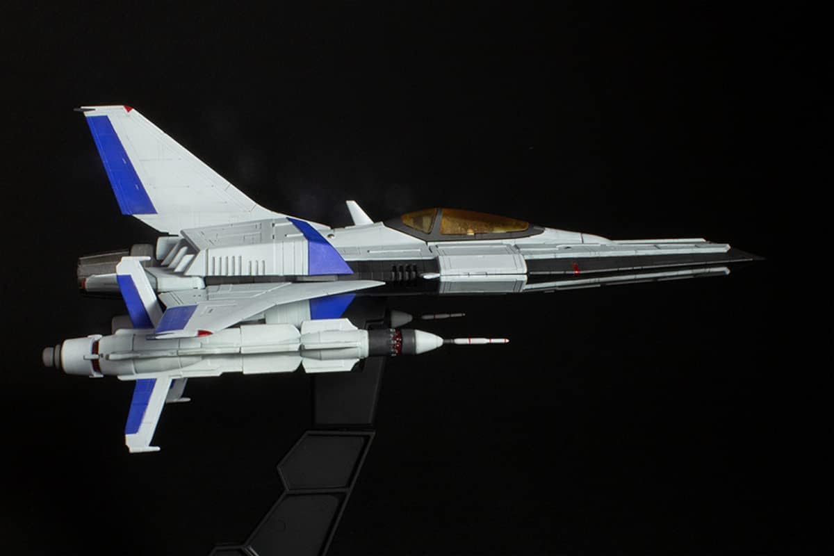 Plum Gradius V: Vic Viper 1:144 Scale Plastic Model Kit, Multicolor