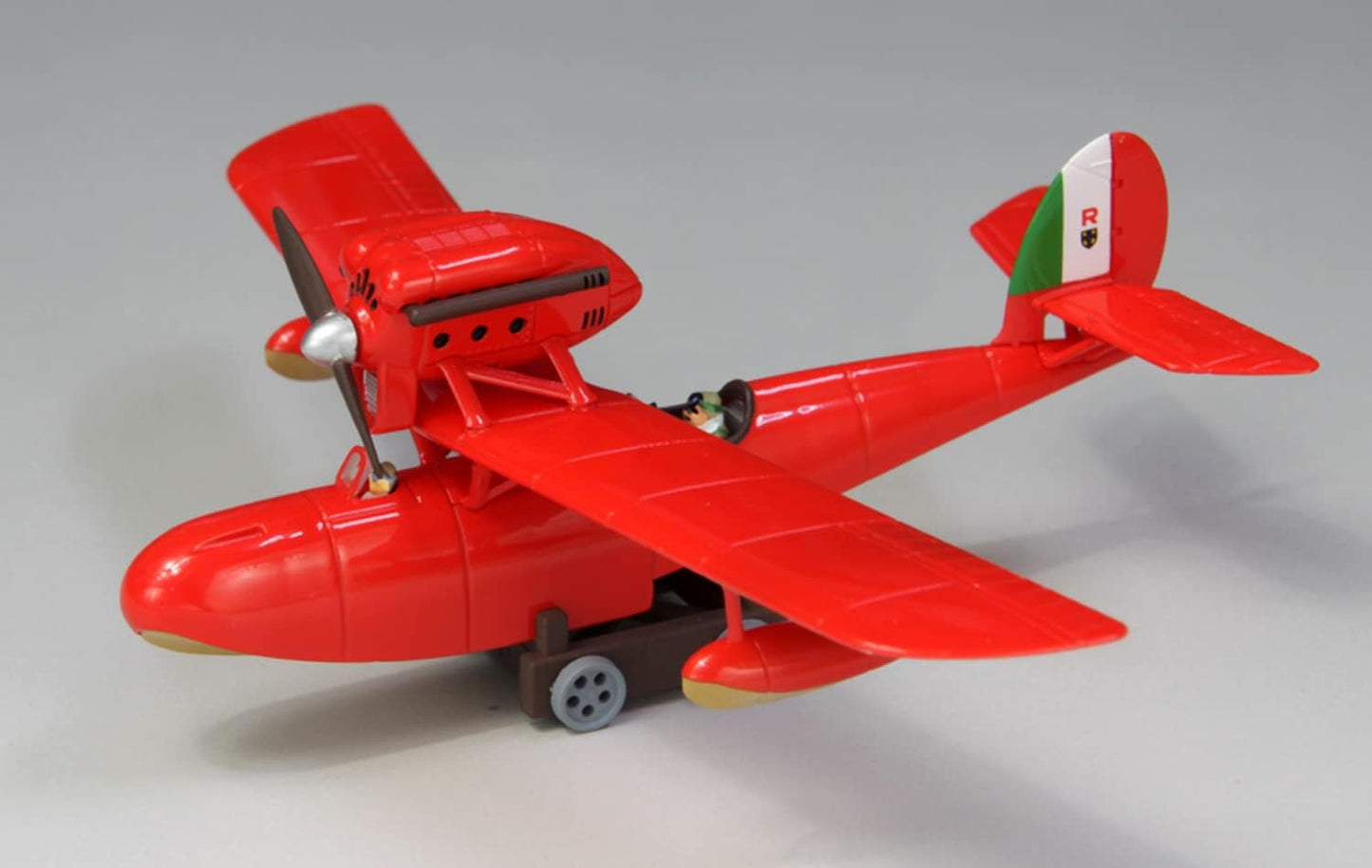 SAVOIA Late Style Sculpture (Red, Free-Standing)