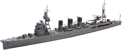 Tamiya 1/700 Light Cruiser Abukuma