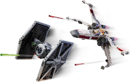 LEGO 75393 Star Wars Mashup aus TIE Fighter & XWing