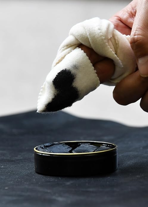 Shoe Polish for Leather Mirror Shine – Saphir Pâte de Luxe Beeswax Shoe Polish 50ml (High Gloss Finish, Nourishes & Protects Leather, Made in France Original)