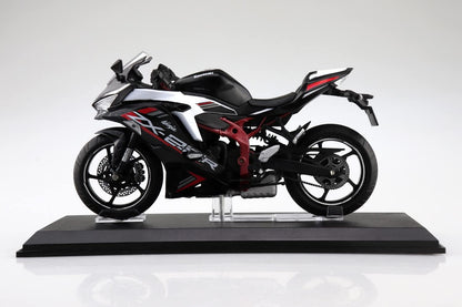 Aoshima Kawasaki Ninja ZX-25R (Black x Pearl Flat) 1:12 Scale Diecast Bike