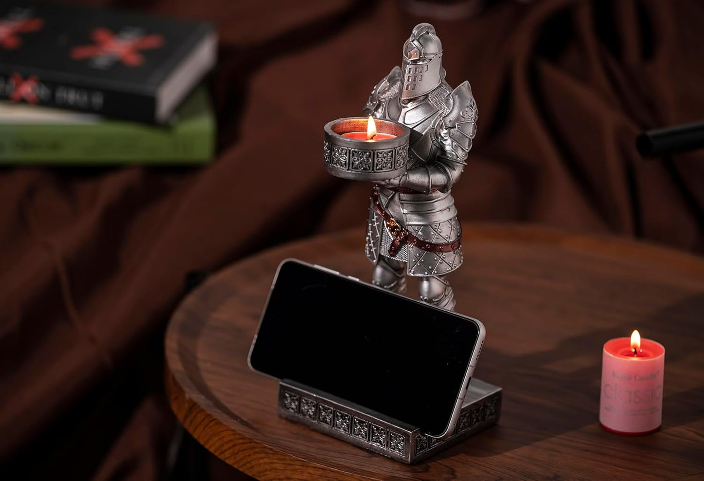 HDMbigmi King's Guard Standup Knight Candlestick Holders Resin TeaLight Holder Warrior Mobile Phone Stand Pen Holder Candle Holder for Restaurant, Altar, Home Table(Silver)