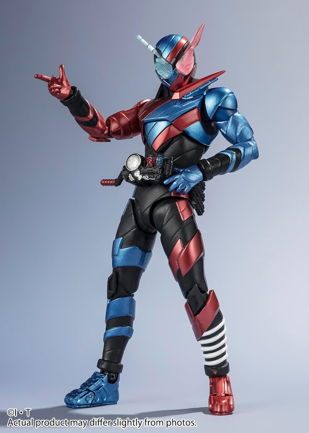 TAMASHII NATIONS Kamen Rider Build Rabbit Tank Form Action Figure, Heisei Generations Edition