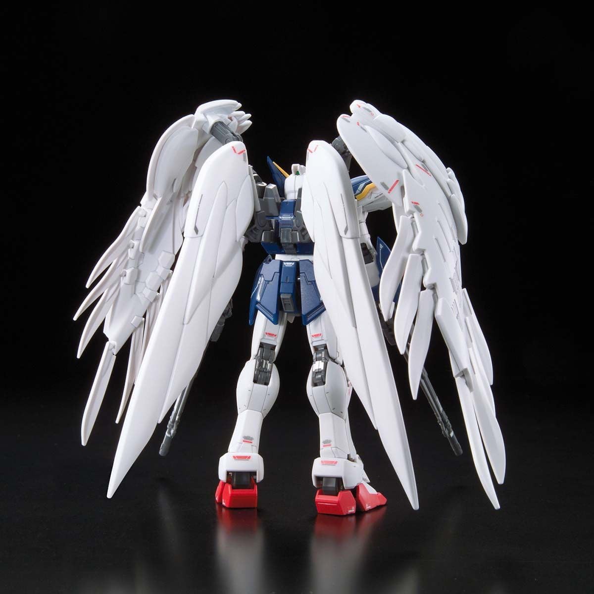 Bandai Hobby - Gundam Wing - Real Grade - 1/144 Endless Waltz 17 Wing Gundam Zero Model Kit