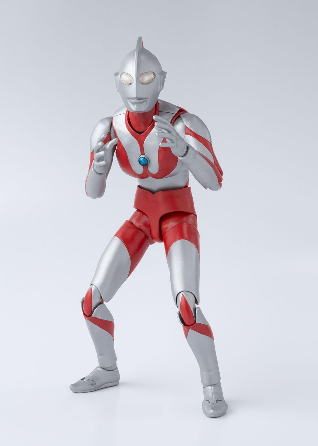 TAMASHII NATIONS Bandai S.H. Figuarts Ultraman Action Figure