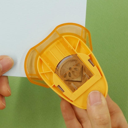 Kuretake Paper Punch KurePunch Corner, Decolation Heart (5002950007)