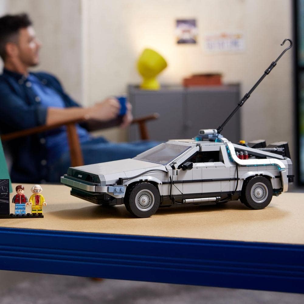 Lego Back to the Future DeLorean DMC-12 10300 Domestic Distribution