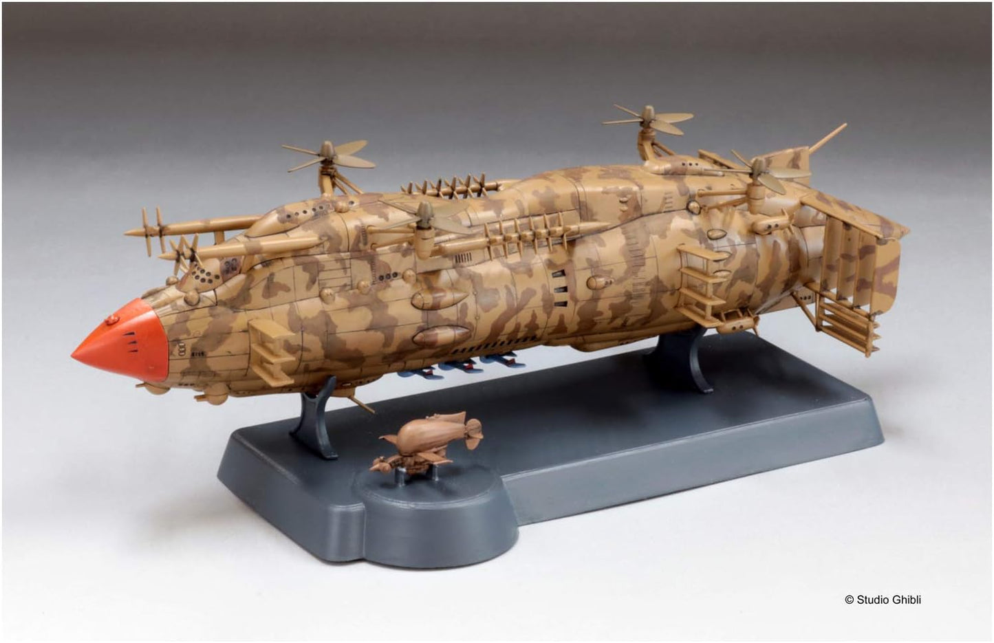 Finemolds Laputa: Castle in The Sky Goliath (with 1/20 Colonel Muska Figure) (Plastic Model)
