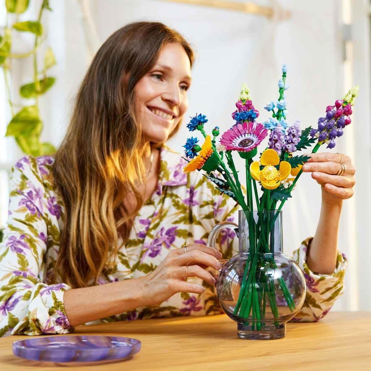 LEGO 10313 Icons Wildflower Bouquet Set