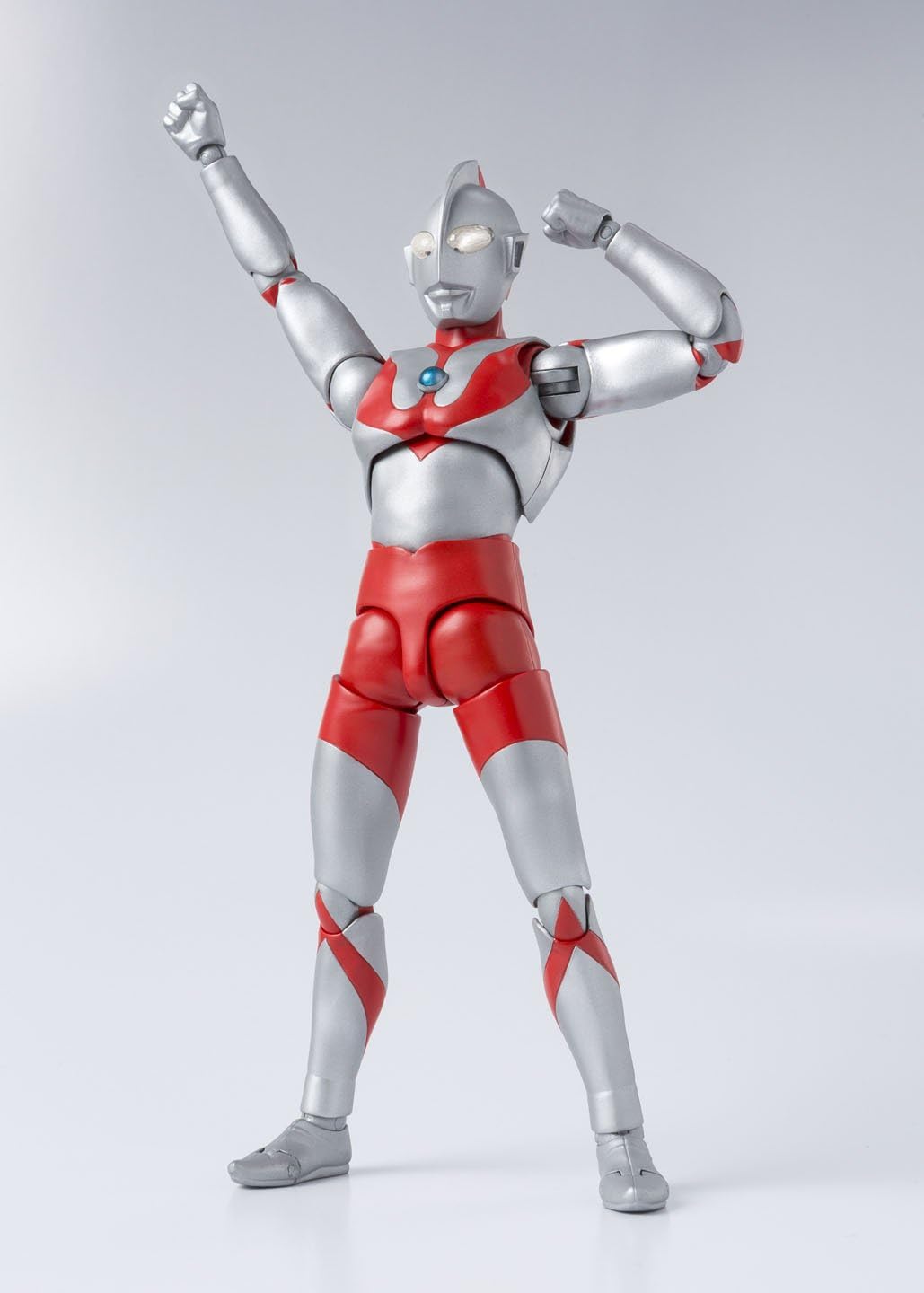 TAMASHII NATIONS Bandai S.H. Figuarts Ultraman Action Figure