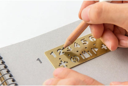 Midori Brass Template Bookmark, Number (42168006)