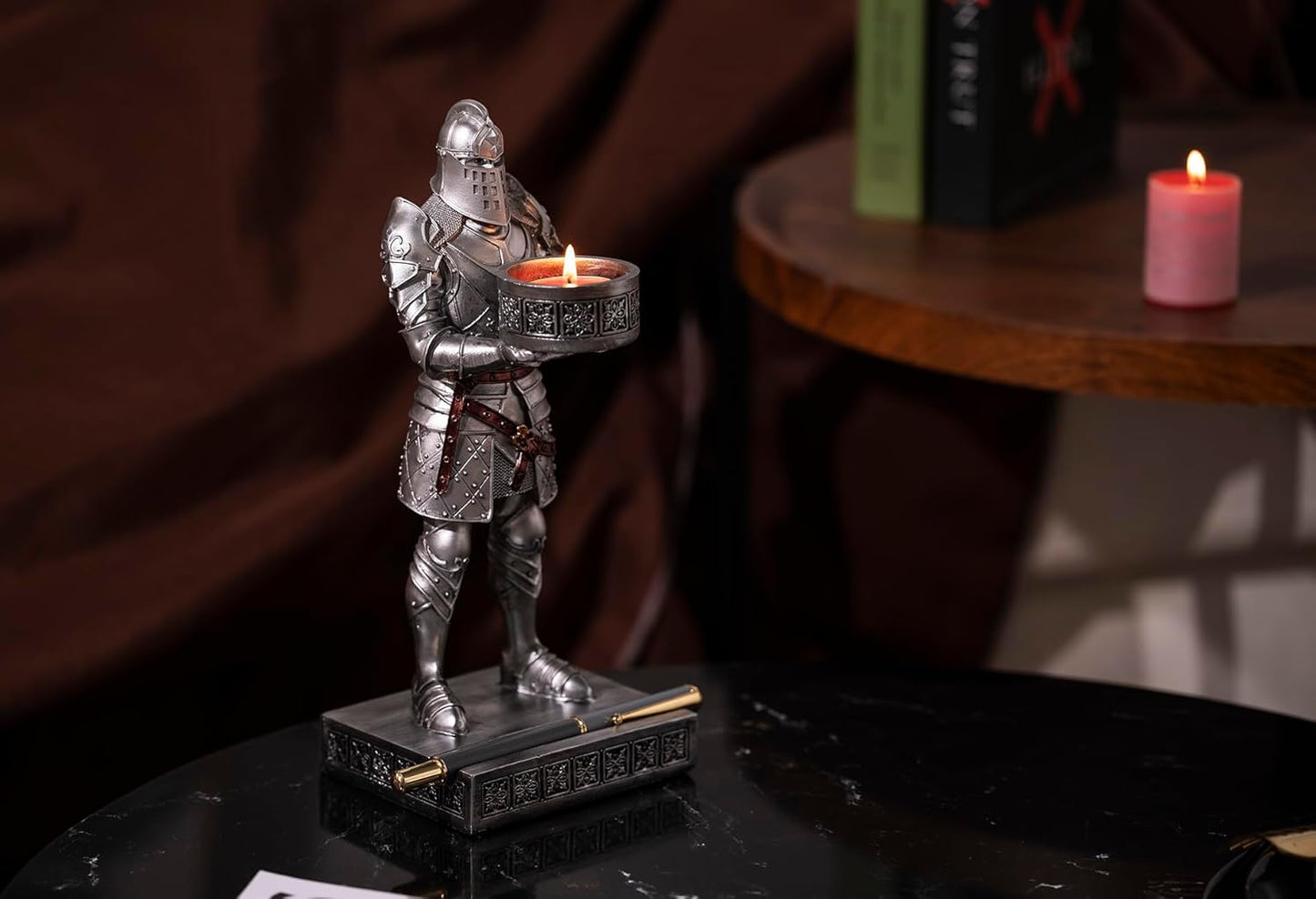 HDMbigmi King's Guard Standup Knight Candlestick Holders Resin TeaLight Holder Warrior Mobile Phone Stand Pen Holder Candle Holder for Restaurant, Altar, Home Table(Silver)