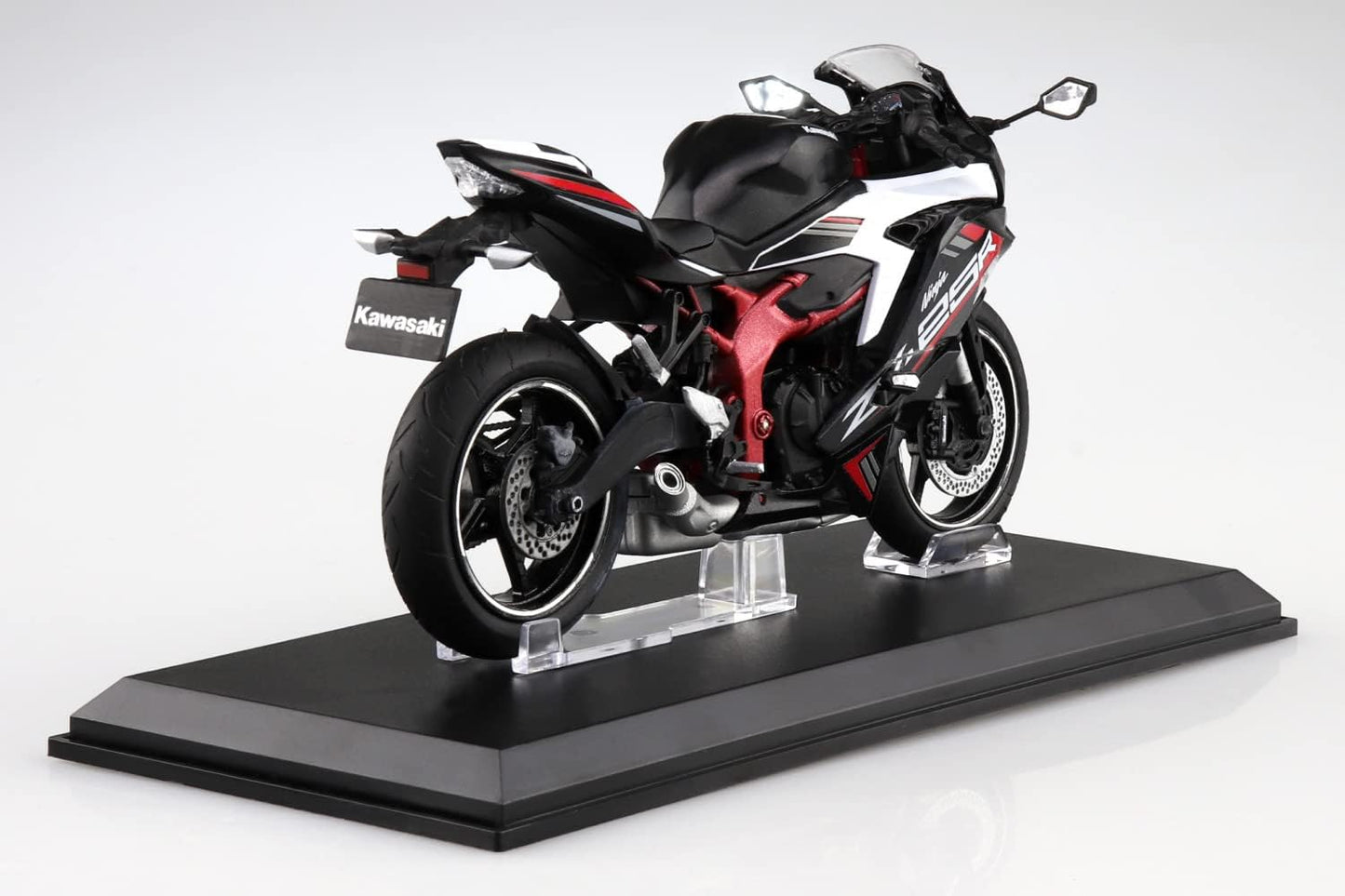 Aoshima Kawasaki Ninja ZX-25R (Black x Pearl Flat) 1:12 Scale Diecast Bike