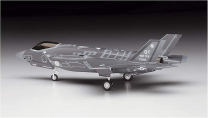 Hasegawa 1:72 Scale F-35A Lightning II Model Kit