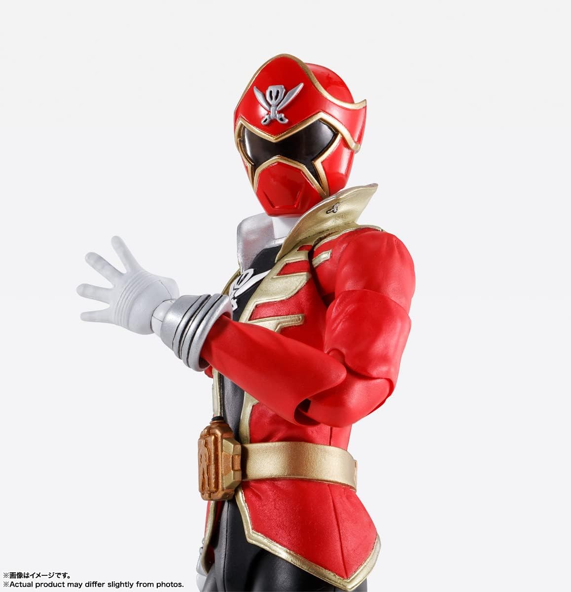 BANDAI NAMCO Entertainment S.H. Figuarts (Shinkocchou Seihou) Pirate Sentai Gokai Red, Approx. 5.7 inches (145 mm), PVC & ABS Painted Action Figure