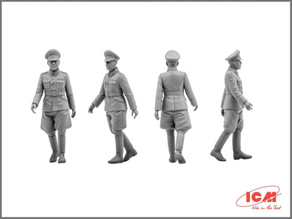 ICM Models WWII German Staff Personnel Building Kit