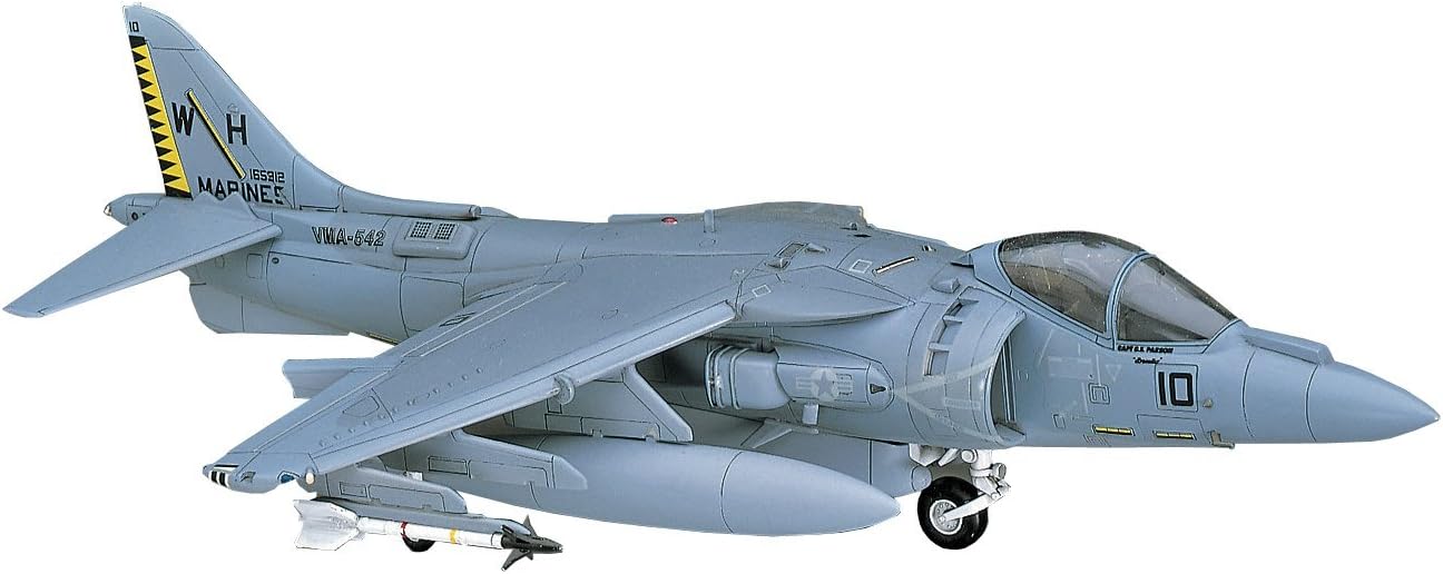 Hasegawa 1/72 AV-8B Harrier II Plus