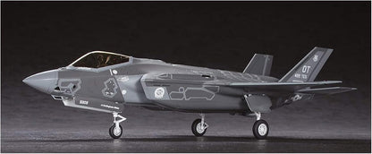 Hasegawa 1:72 Scale F-35A Lightning II Model Kit