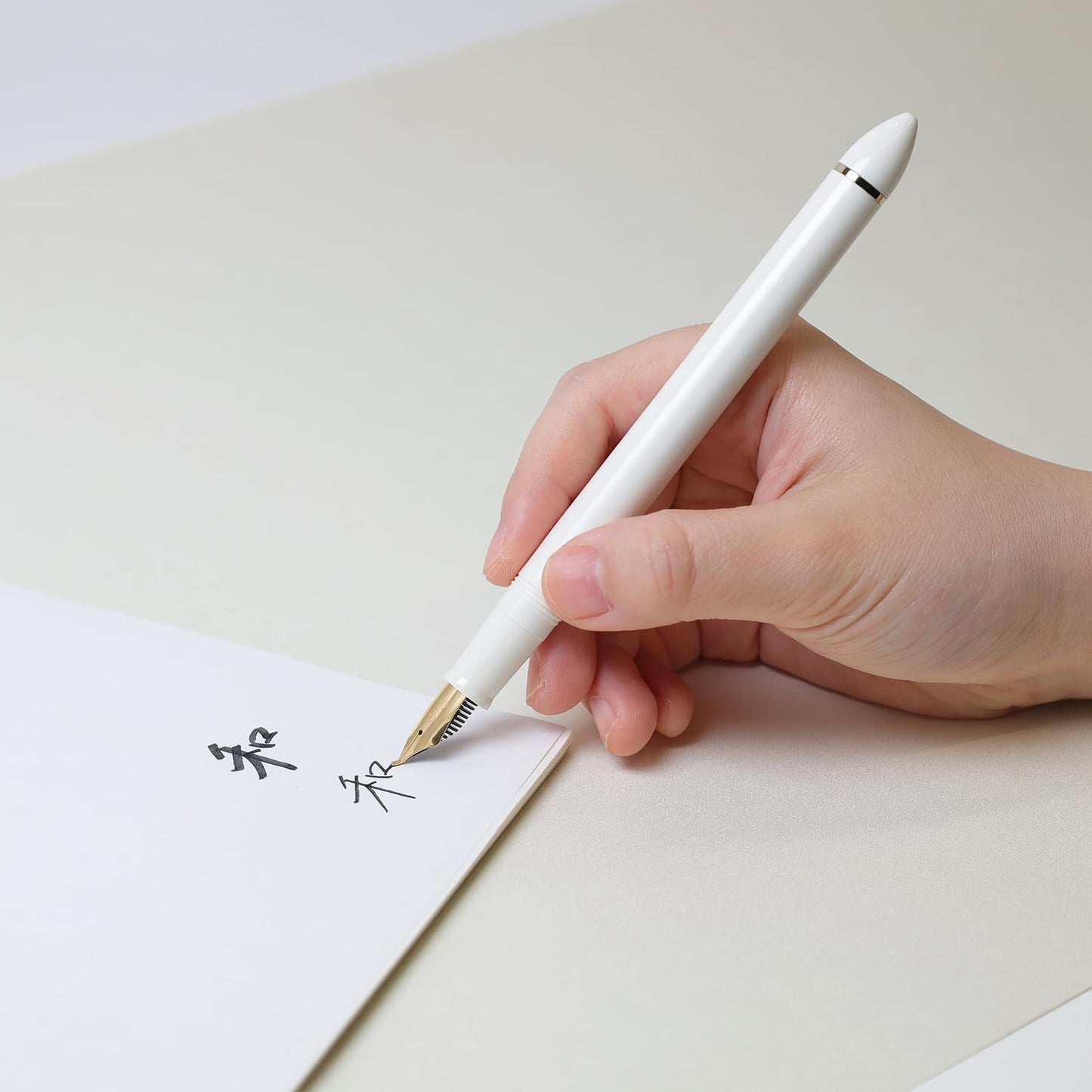 Sailor Fude DE Mannen Fountain Pen, Pearl White, Special Nib (12-0150-010), alternate view