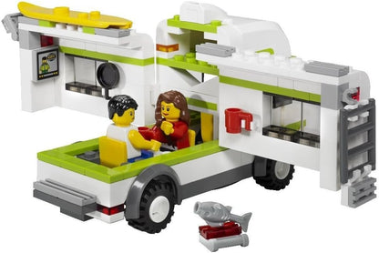 LEGO City Camper (7639)