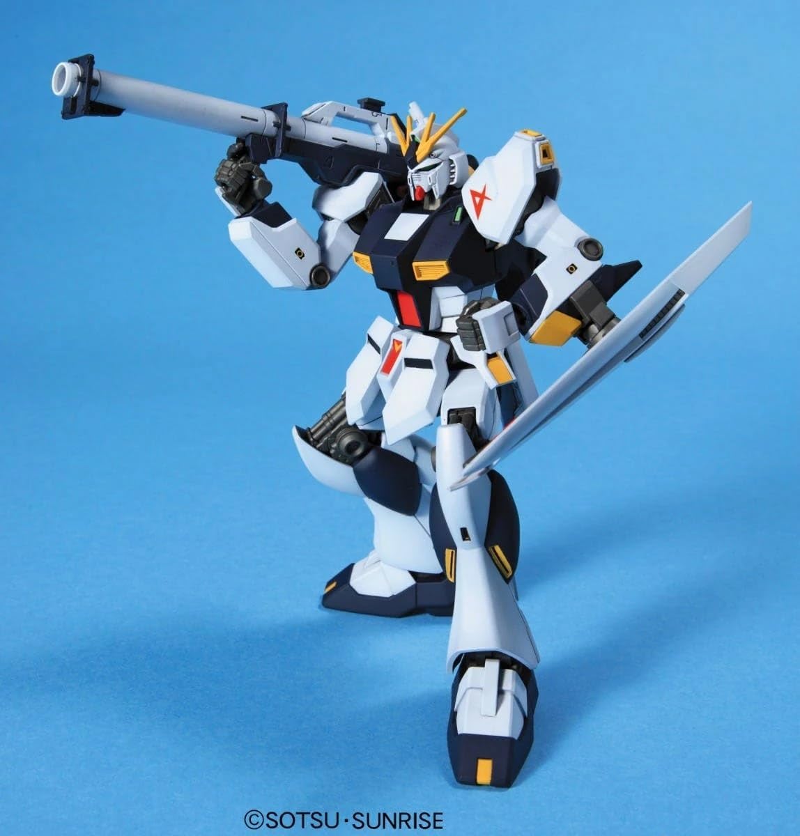 Nu Gundam Mobile Suit Gundam HGUC 1/144 Model Kit