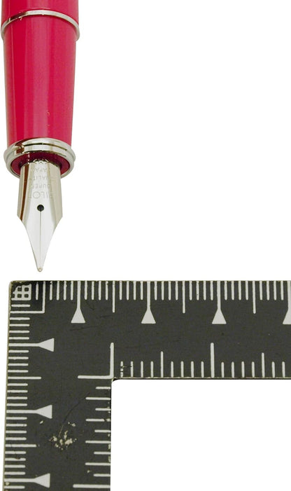 PILOT Prera Medium-Nib, Vivid Pink Body Fountain Pen (FPR-3SR-VP-M) close up nib