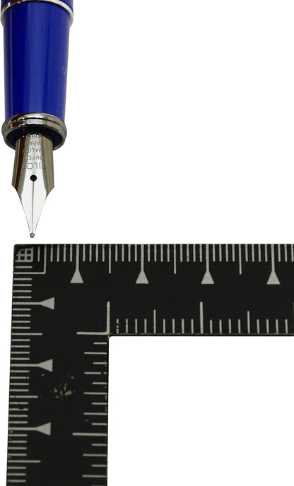 PILOT Prera Medium-Nib, Royal Blue Body Fountain Pen (FPR-3SR-RB-M) close up nib