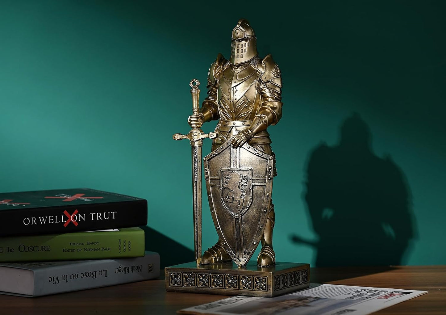 HDMbigmi King's Guard Knight with Shield Desktop Accessories Statue Medieval Knight Ornament Paperweight for Office and Home Top Collection as Gift 12.60 Inch (Bronze)