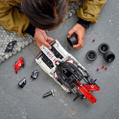 LEGO Technic Formula E(R) Porsche 99X Electric 42137