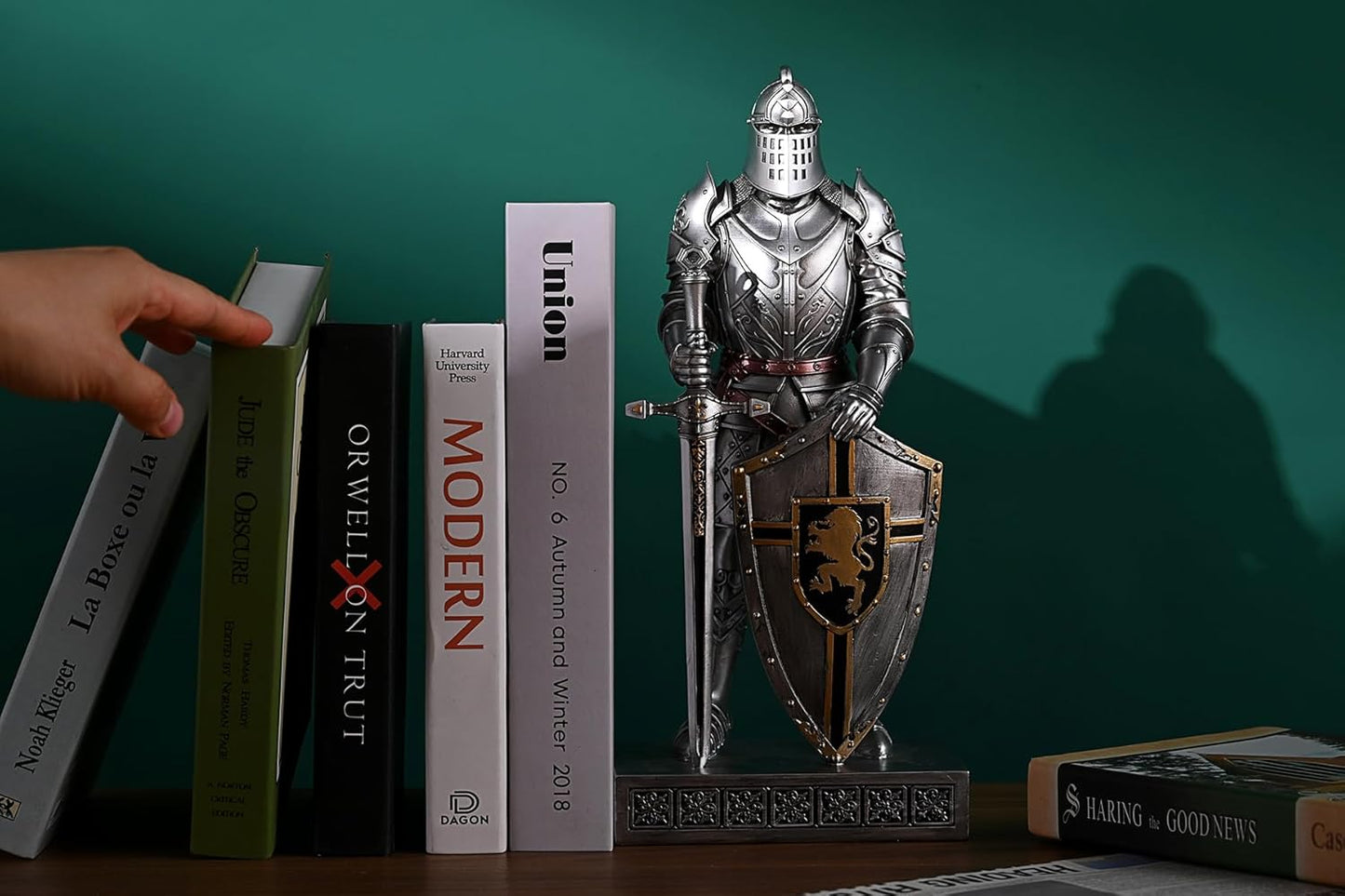 HDMbigmi King's Guard Knight with Shield Desktop Accessories Statue Medieval Knight Ornament Paperweight for Office and Home Top Collection as Gift 12.60 Inch (Silver)