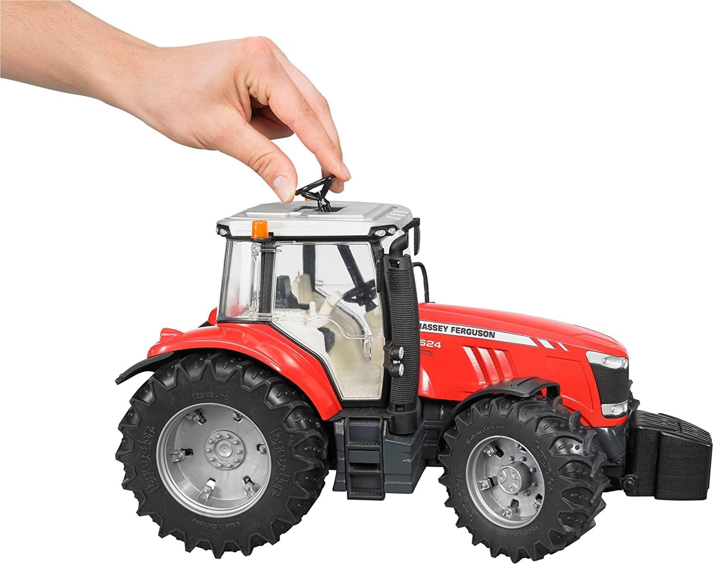 Bruder Massey Ferguson 7600 Tractor