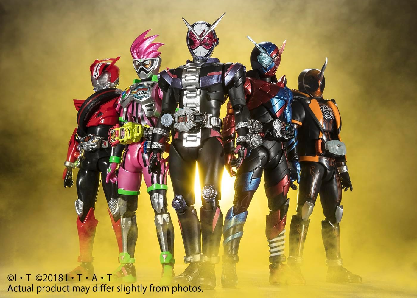 TAMASHII NATIONS Kamen Rider Build Rabbit Tank Form Action Figure, Heisei Generations Edition