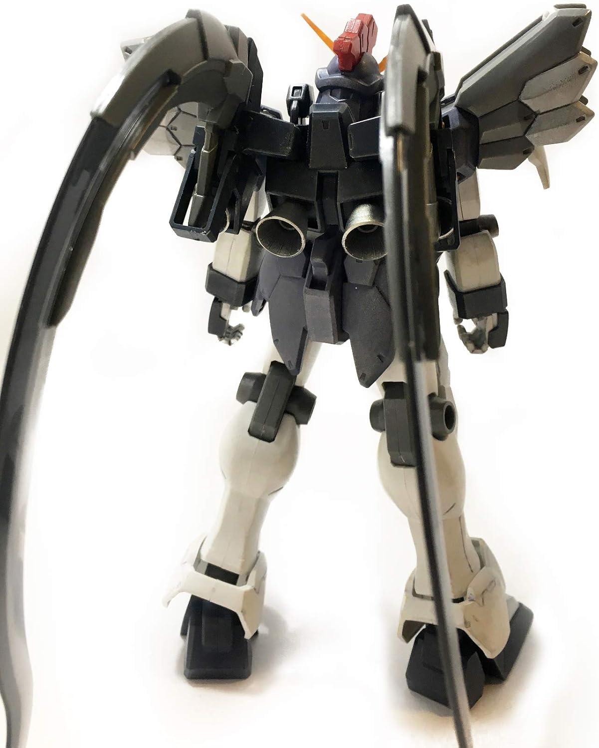 BANDAI Hobby EW-06 1/100 High Grade Endless Waltz Custom Gundam Sandrock Model Kit